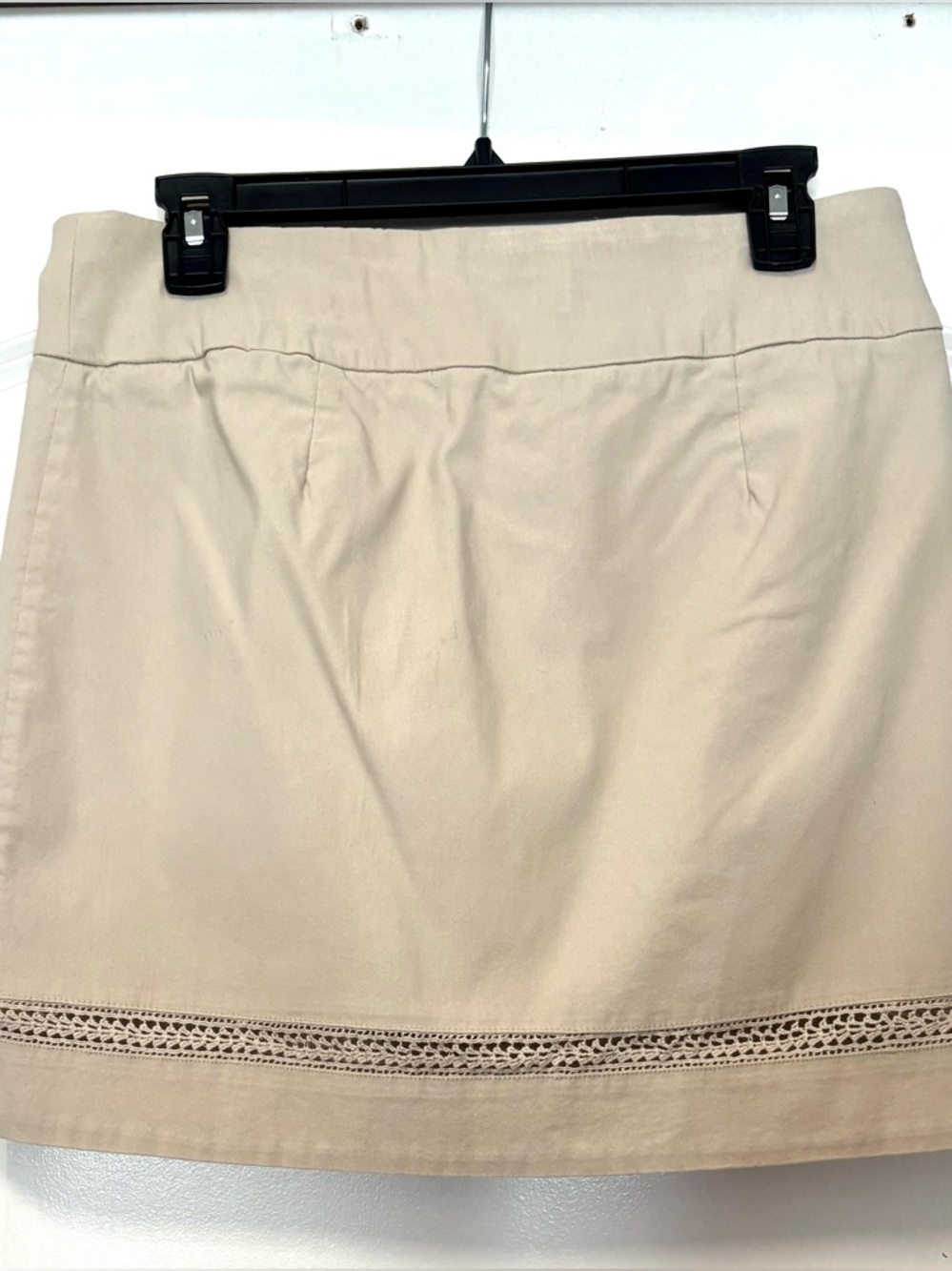 crown & ivy Beige High-Rise Skirt - Picture 5 of 9
